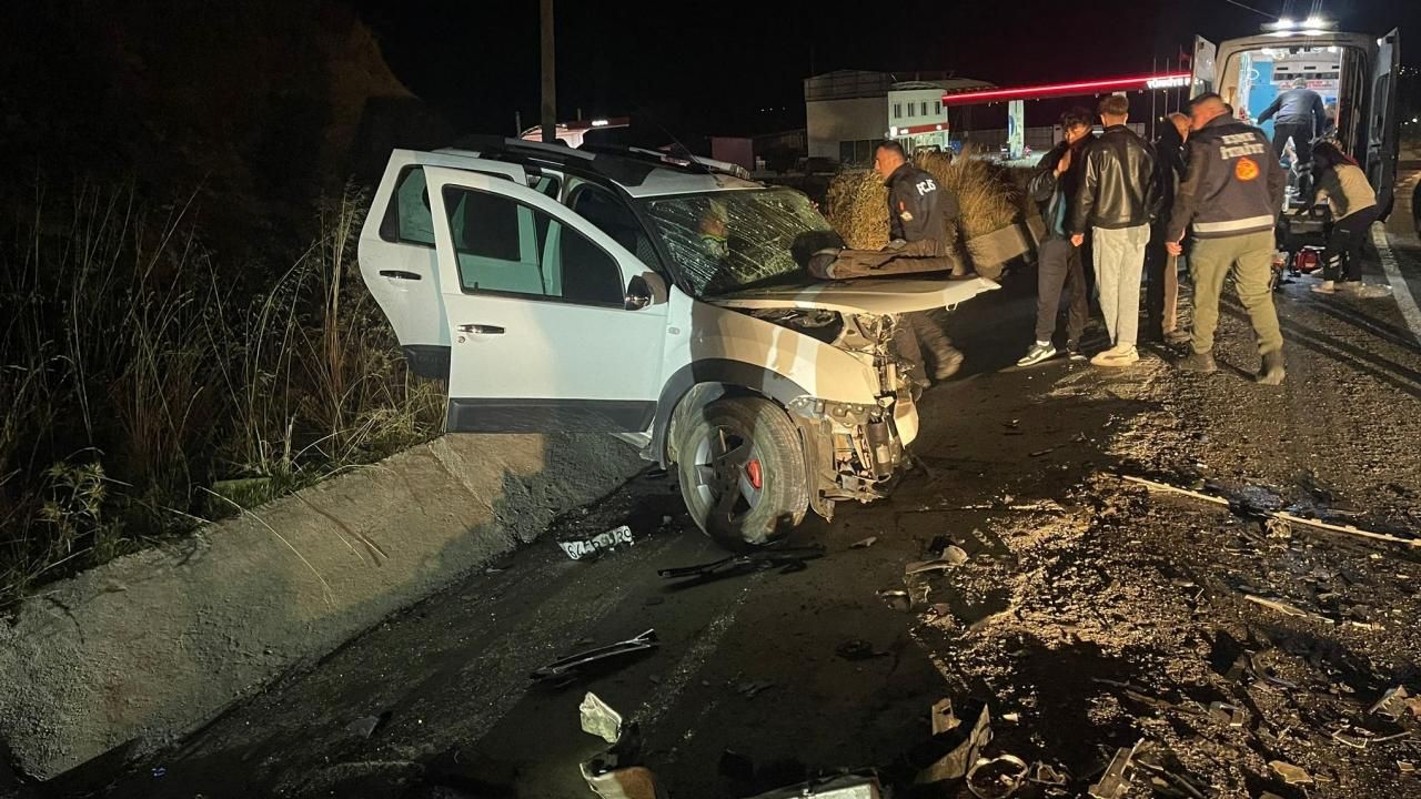 Cip ile otomobil çarpıştı: Karı koca öldü, yaralılar var!