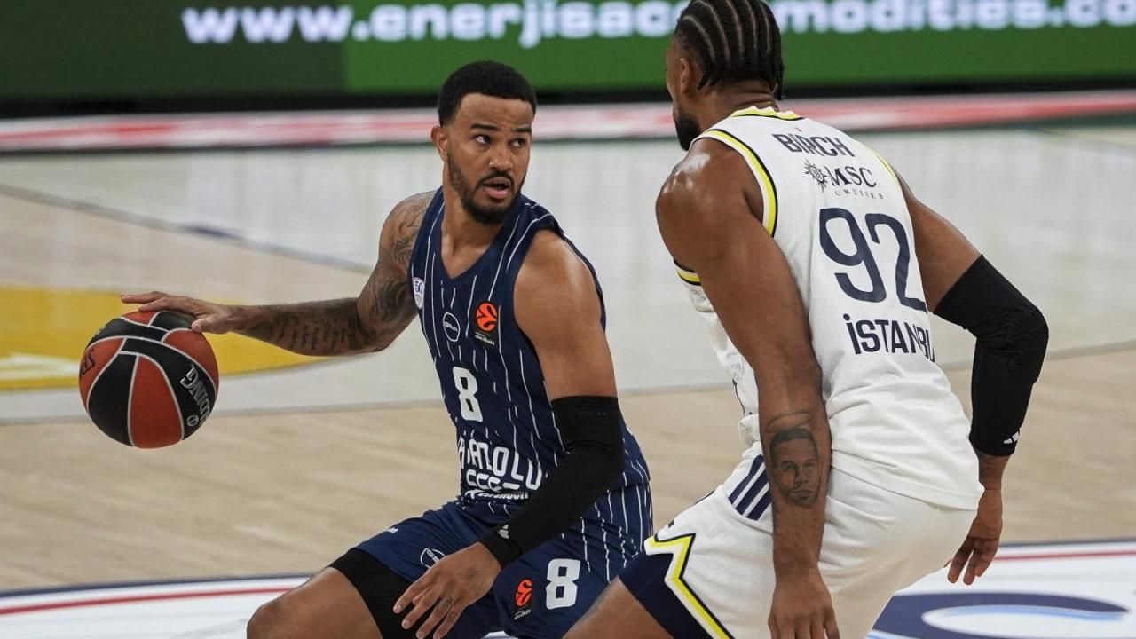 EuroLeague'deki Türk derbisi Fenerbahçe'nin!