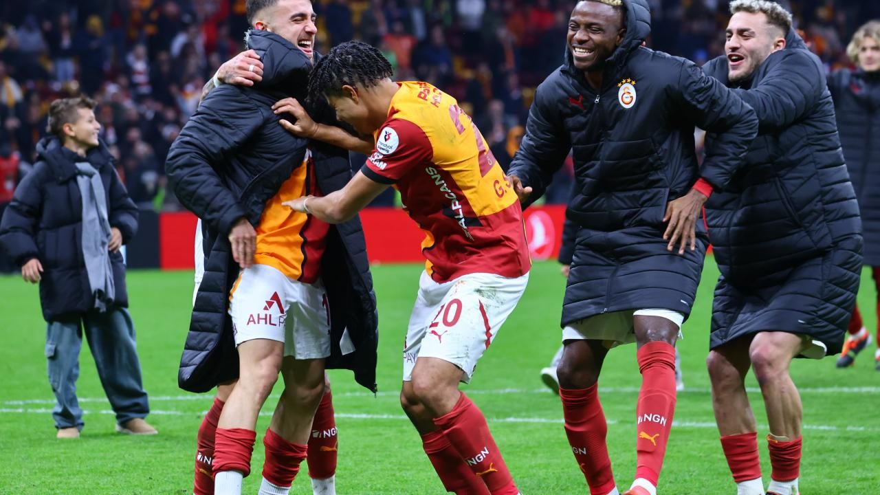 Galatasaray'ın üç yıldızına Avrupa'dan beş kulüp talip oldu