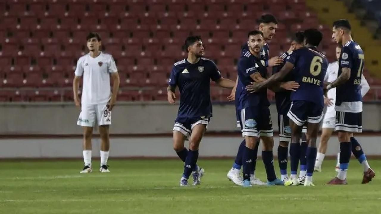 Hedef Süper Lig! 1. Lig'in namağlup takımı 3 golle kazandı