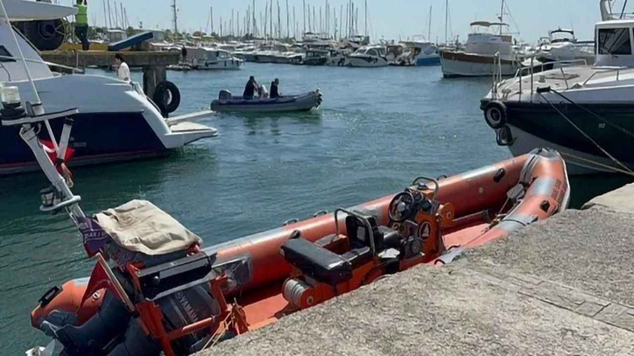 İstanbul Boğazı'nda tekneyle çarpışan kanodan suya düşen 4 kişi kurtarıldı