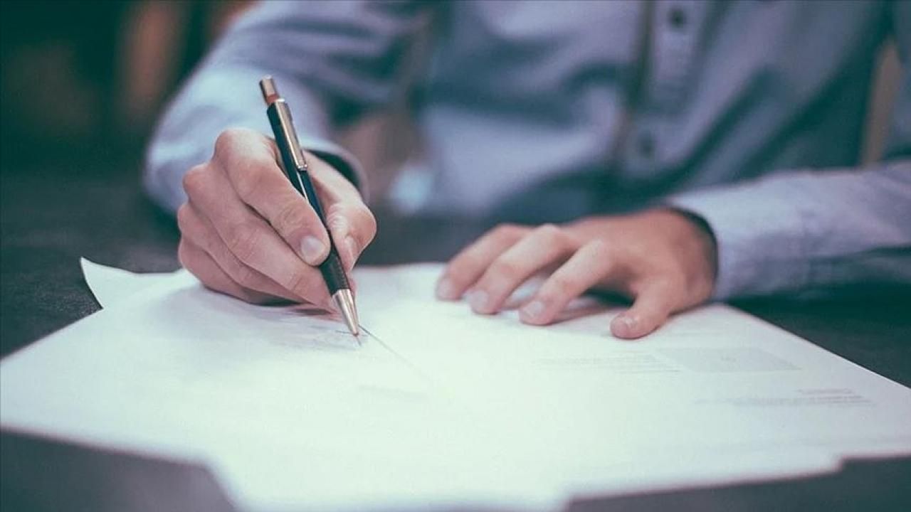 Ticaret Bakanlığı 15 müfettiş yardımcısı, TÜİK 10 sözleşmeli bilişim personeli alacak