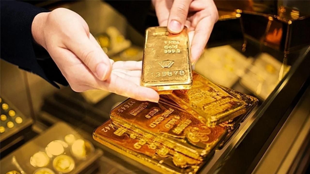 Altın düşecek mi, yükselecek mi? Uzman isim açıkladı