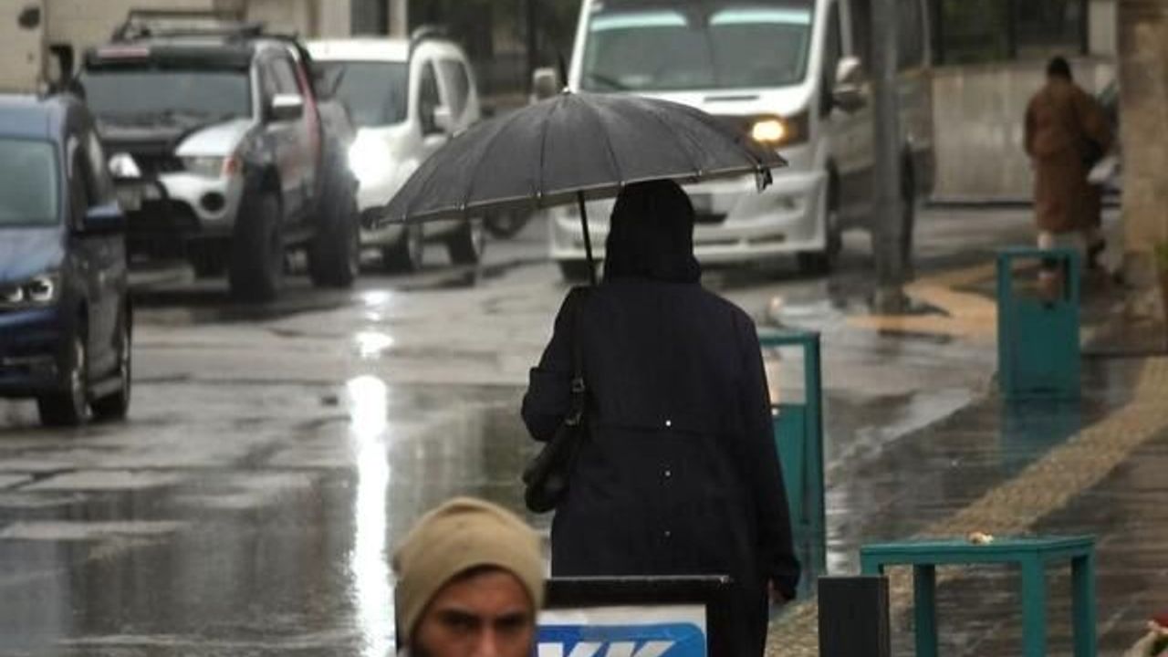 Kilis'te yağış ve sis etkili oluyor