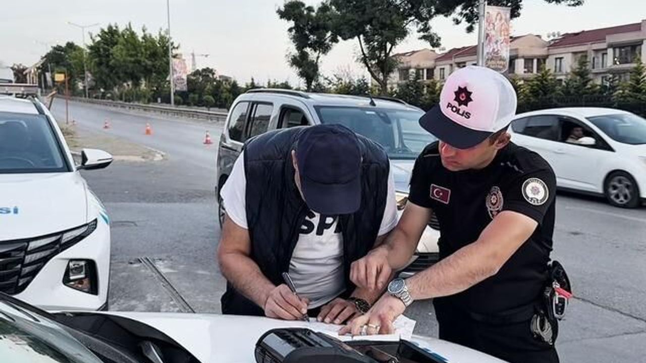 Ters Yöne Giren Sürücü Polisten Kaçamadı