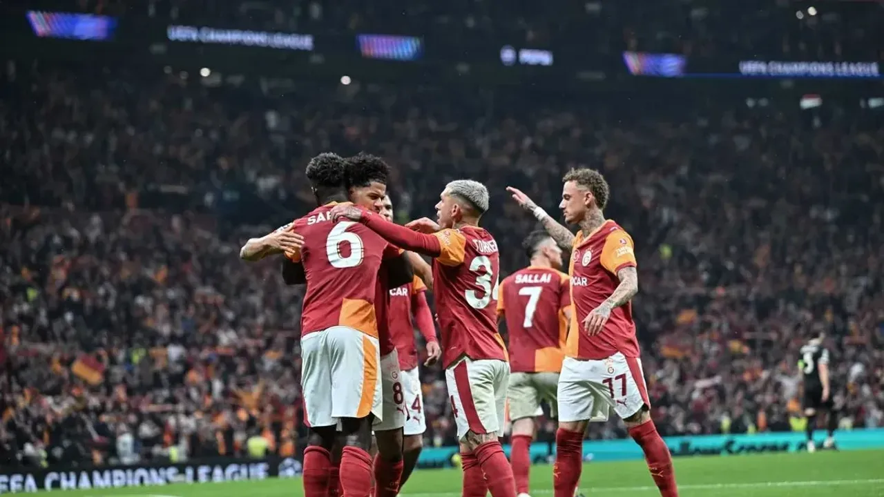 Galatasaray'ın Yıldızı Avrupa Devlerinin Transfer Listesinden Çıktı