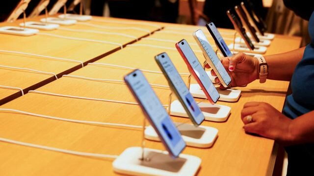 iOS 27 Beta 5'te Altı Yeni iPhone Modeli Ortaya Çıktı: iPhone Ultra da Listede