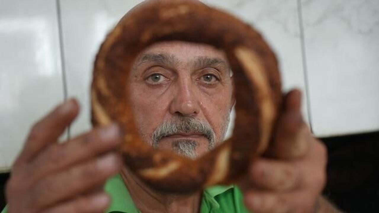 İzmit Simidi Türkiye'nin En İyi Simitleri Listesinde Tartışma Yarattı