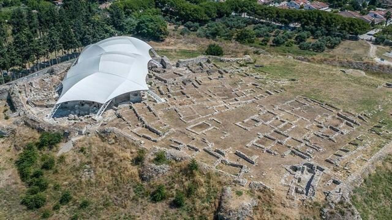 Kuşadası Kadıkalesi-Anaia Höyüğü UNESCO Dünya Mirası Geçici Listesi'ne Alındı