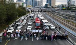 İsrail halkından esir takası baskısı! İsrail halkından esir takası baskısı!