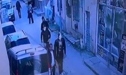 Kendilerini polis olarak tanıtıp vatandaşları gasp ettiler