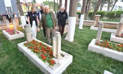 İznik Mahmud Çelebi Camii’nin haziresinde bakım onarım