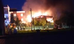 Adıyaman’da 2 katlı ev alev alev yandı