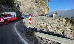 Antalya'da feci kaza! Uçuruma yuvarlandı