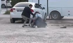 Bursa'da genç kızların kavgası kameraya yansıdı