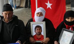 Evlatlarına kavuşmak isteyen aileler mutlu: İki gecedir sevinçten uyuyamıyoruz