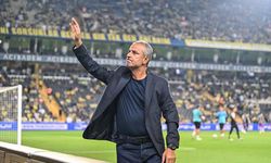 Fenerbahçe tribünlerinde İsmail Kartal krizi! Görevliler müdahale etti