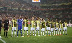 Fenerbahçe'nin eski futbolcusu siyasete atılıyor