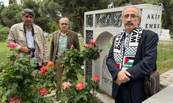 Gazeteci-yazar Akif Emre, Eyüpsultan'da yad edildi