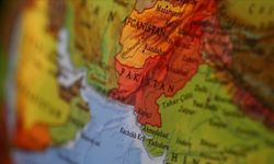Pakistan ve Hindistan'dan hava sahası kararı