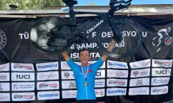 Mudanya'nın bisiklet sporcusu zirveye pedal çevirdi
