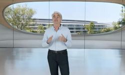 Apple yöneticisinin tek cümlesi yetti! 75 milyar dolar buhar oldu