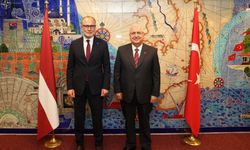 Bakan Güler, Letonya Savunma Bakanı Spruds ile bir görüştü
