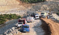 Baraj göleti inşaatında göçük altında kalan işçi hayatını kaybetti