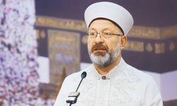 Diyanet İşleri Başkanı Erbaş’tan Arafat'ta  vakfe duası!