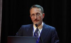 Fahrettin Altun'dan Özgür Özel'e tepki