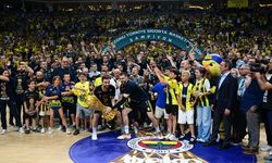 Fenerbahçe ayrılığı şampiyonluk kutlanırken açıkladı
