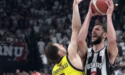 Final son ana kadar nefes kesti! Fenerbahçe Beko avantajı kaptı