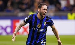 Hakan Çalhanoğlu İstanbul'da: Galatasaray sorusu gelince 'gülümsedi'