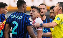 Inter - River Plate maçında ortalık karıştı! Maç bitti ve Dumfries'e sahayı dar ettiler