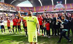 Kayserispor'da 'Bilal' parlıyor: 10 maçta kalesini gole kapadı