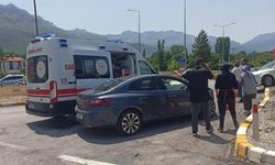 Konya'da iki otomobil çarpıştı: 5 yaralı