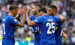 Mbappe sahne aldı! Fransa, Almanya'yı yıktı