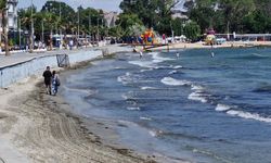 Meteoroloji'nin uyarılarının ardından dört ilde denize girmek yasaklandı!