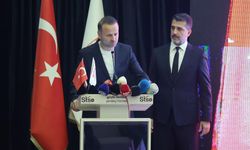 Rey Manaj takımda kalacak mı? Hocası net konuştu: "Roberto Carlos geldi"
