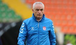 Süper Lig'den düştüler! Teknik direktör takımdan ayrıldı