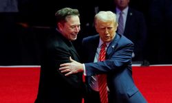 Trump-Elon Musk kavgası kontolden çıktı: Sınır dışı edilsin