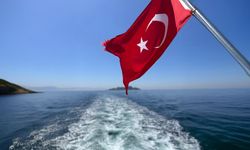 Yunan’da 'çıkarma’ paranoyası: Türk denizciliği Ege adalarını sarıyor...Parola Mavi Vatan!