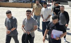 Yurt dışına kaçmaya çalışan 3 FETÖ'cü ile 4 organizatör tutuklandı