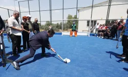 Yatağan’a çim hokeyi sahası açıldı