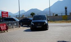 Özgür Özel'den Antalya'da tutuklu bulunan Böcek'e ziyaret