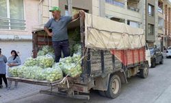 5 ton biberi ücretsiz dağıttı: "Halde 8 lira markette 80 lira"