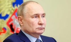 AB'den Putin'e sert tepki: Her türlü barış çabasıyla alay ediyor