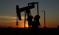 ABD'nin ticari ham petrol stokları 3 milyon varil azaldı