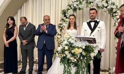 AK Partili Milletvekilinden CHP’li Başkana Atatürk ayarı: Salondan alkış yükseldi