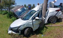 Antalya'da feci kaza: Önce 3 araca ardından sivil polis aracına çarptı